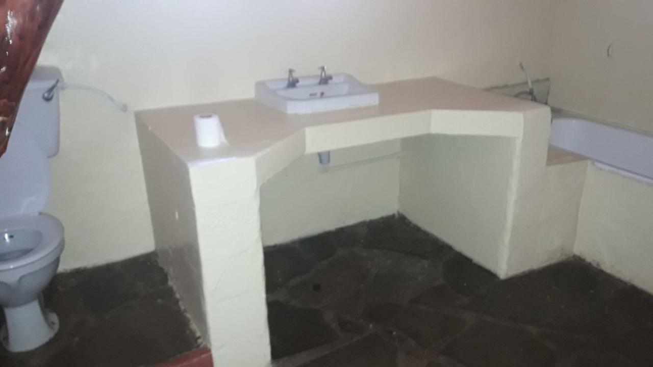 Kiloran Funzi House Bed & Breakfast Екстериор снимка